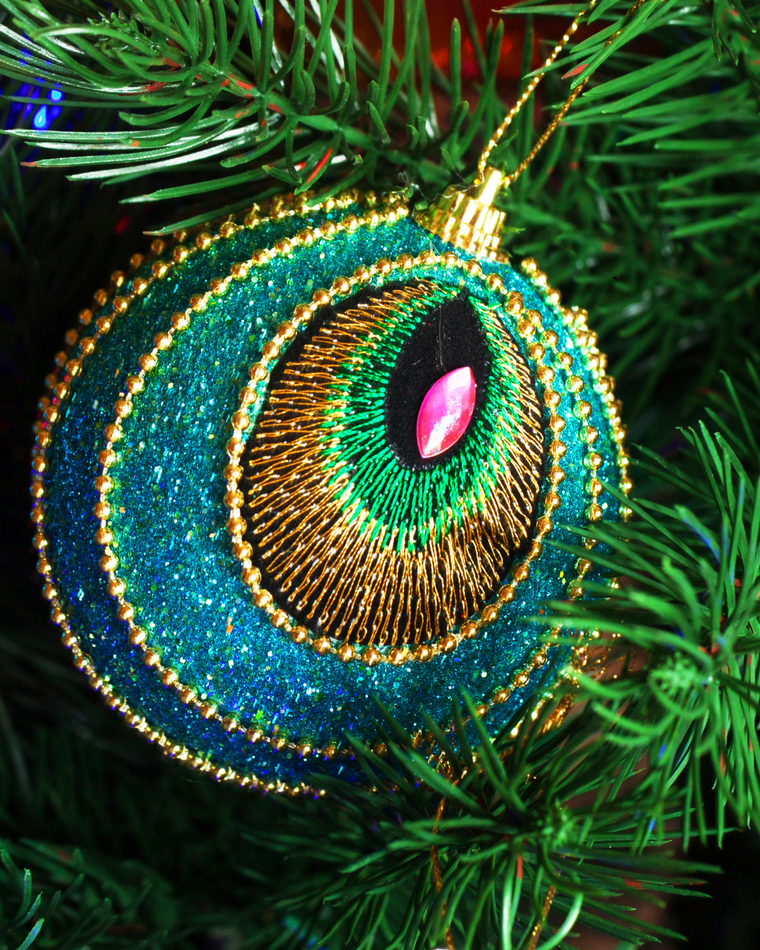 A Holiday Pause: Caring for Your Skin and Spirit During a Season That Pulls You Everywhere