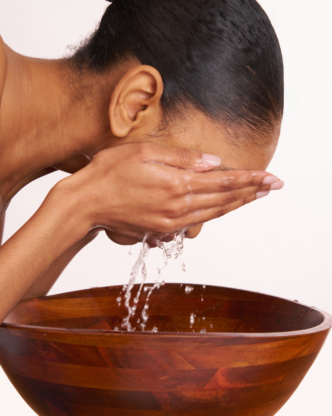 Beginner Skincare Routine: What to Know Before Choosing Products